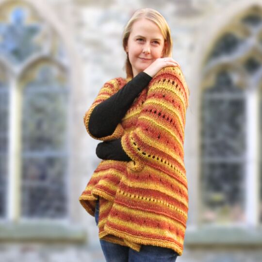 Mellea Poncho, round yoke, top down, beginner pattern