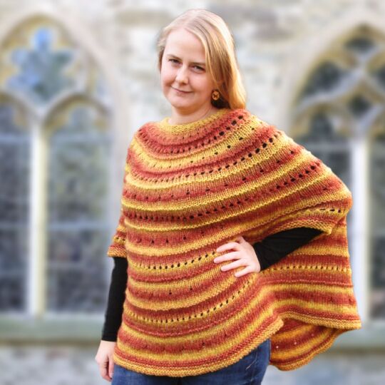 Mellea Poncho, round yoke, top down, beginner pattern