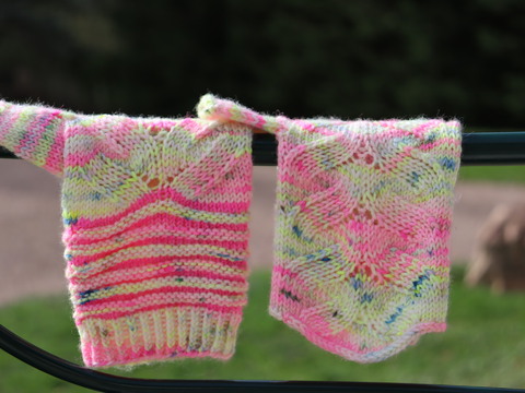 Anleitung Happy Ringel Stulpen