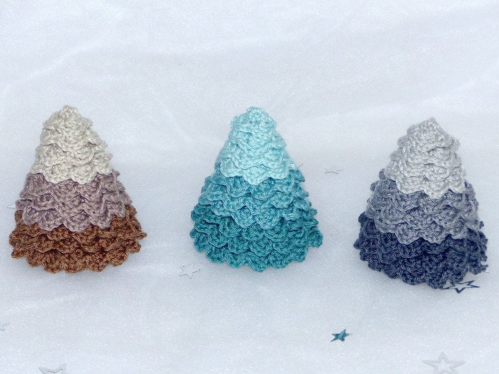 Crochet Pattern little Christmas tree