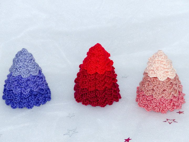 Crochet Pattern little Christmas tree