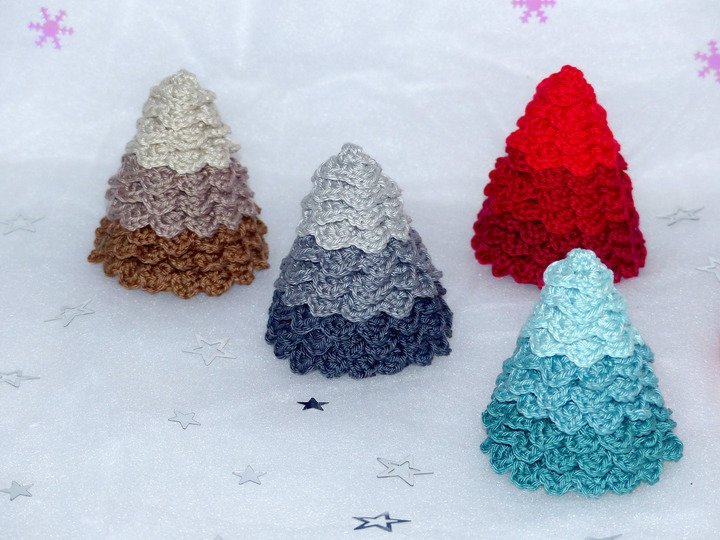 Crochet Pattern little Christmas tree