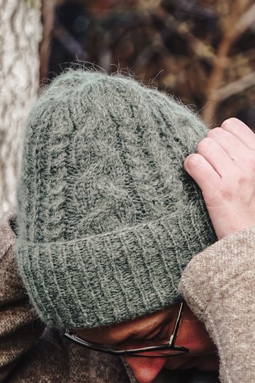 Ricardas CableHat | knitting pattern | hat, cable hat