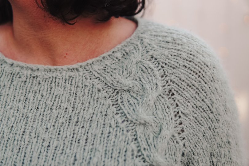 Ricarda's CableSweater | knitting pattern | sweater