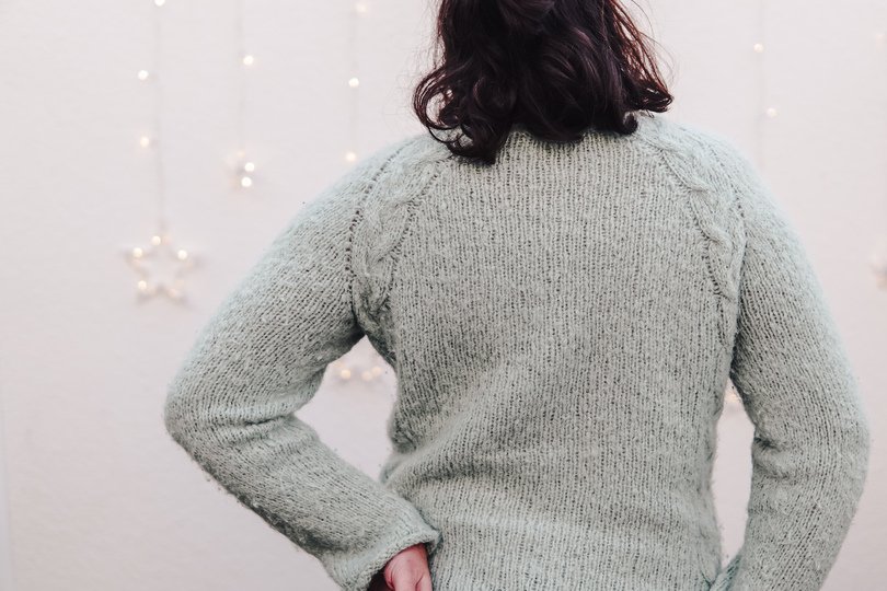 Ricarda's CableSweater | knitting pattern | sweater