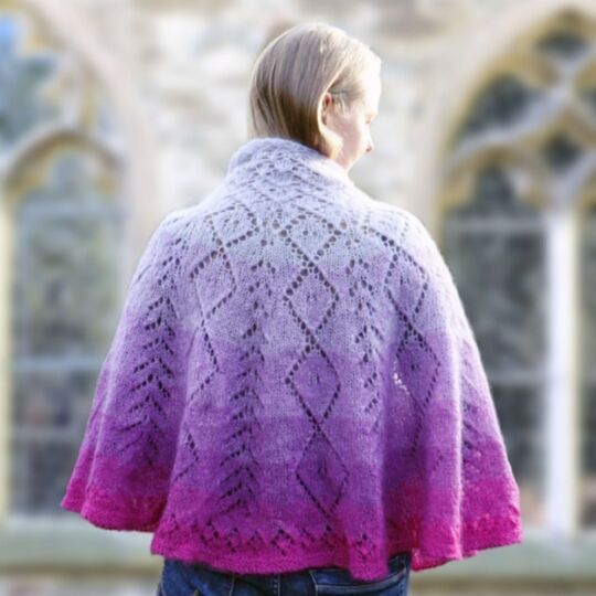 Diamonds & Arrows, Lochmustertuch, Lace Tuch