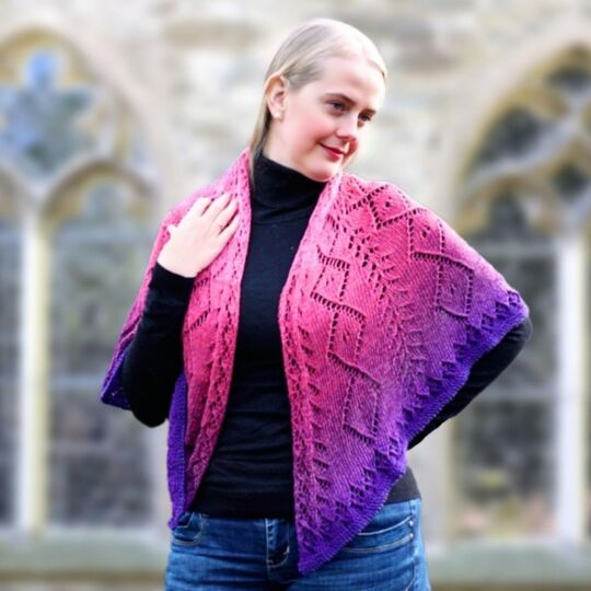 Diamonds & Arrows, Lochmustertuch, Lace Tuch