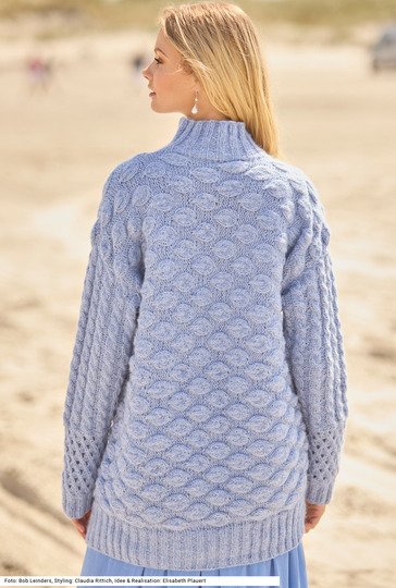 Pulli mit verschiedenen Mustern