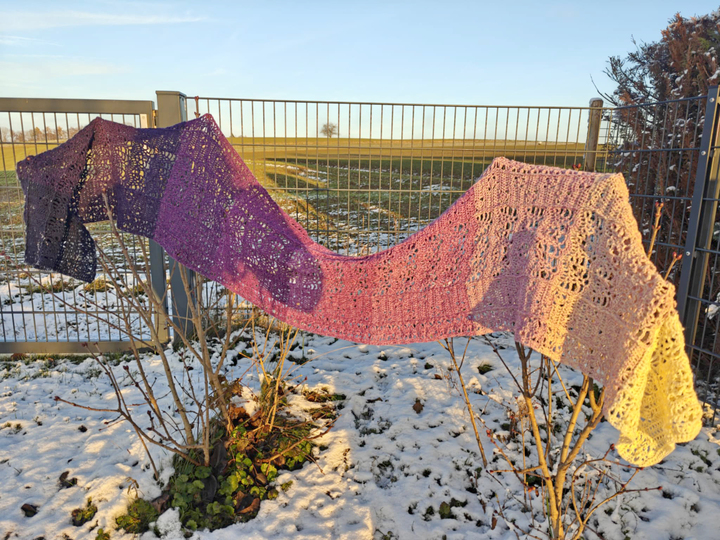 Schal "Kaminfeuer" - luftig warm in die kühle Jahreszeit