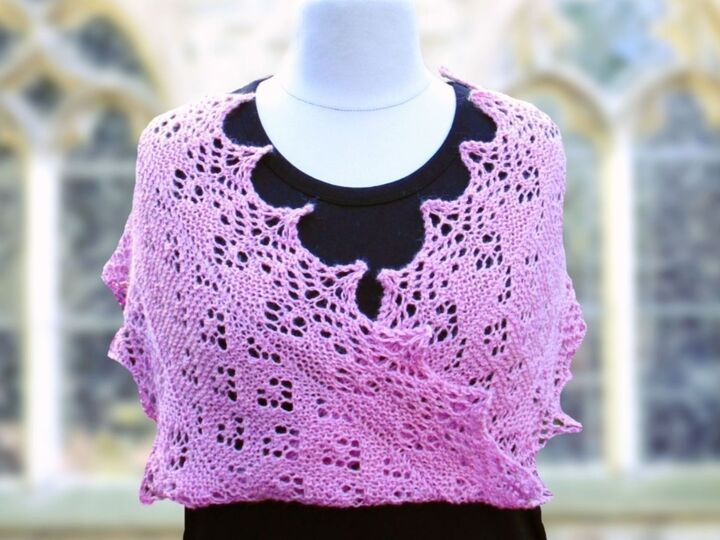 Little Roe Moebius Cowl, Lace, knitting pattern