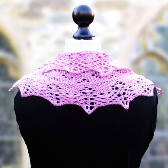 Little Roe Moebius Cowl, Lace, knitting pattern