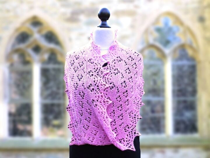 Little Roe Moebius Cowl, Lace, knitting pattern