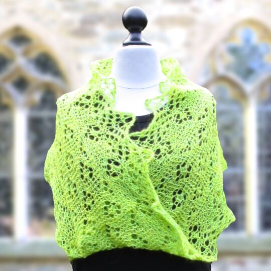 Little Roe Moebius Cowl, Lace, knitting pattern
