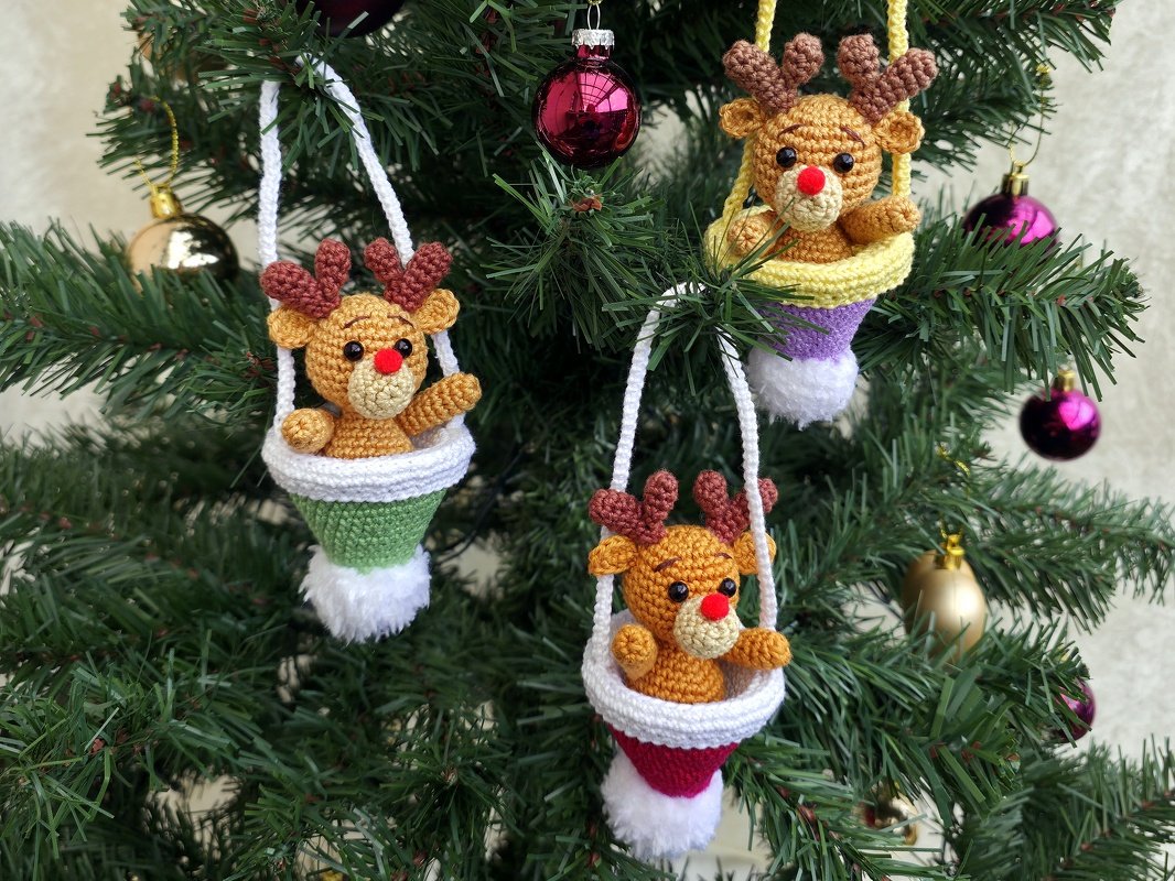 Anhänger "Elch in der Bommelmütze" - Häkelanleitung