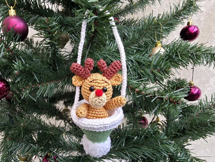 Anhänger "Elch in der Bommelmütze" - Häkelanleitung