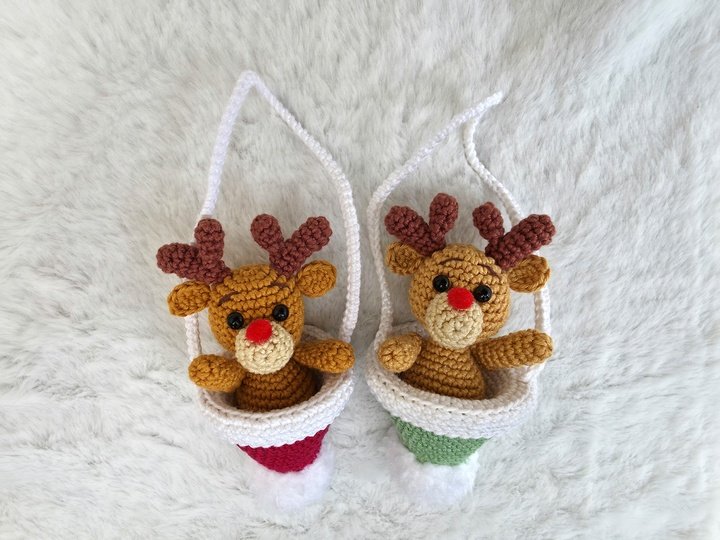 Anhänger "Elch in der Bommelmütze" - Häkelanleitung