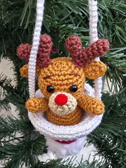 Anhänger "Elch in der Bommelmütze" - Häkelanleitung