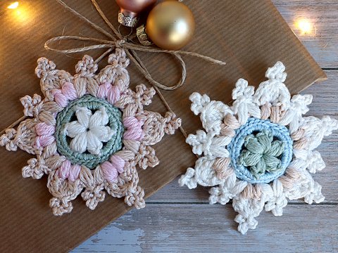 Schneeflocke „Große Helena“ – Geschenkanhänger, Weihnachtsdeko, Baumschmuck