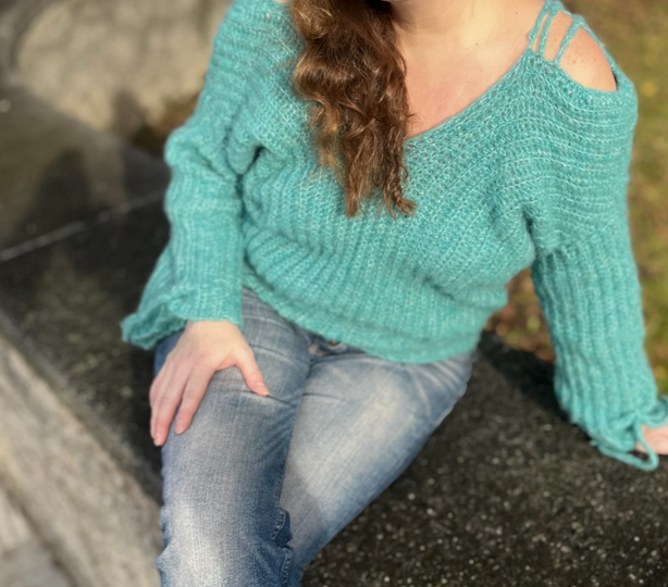 Crochet Pattern Sweater "Winter Dream"