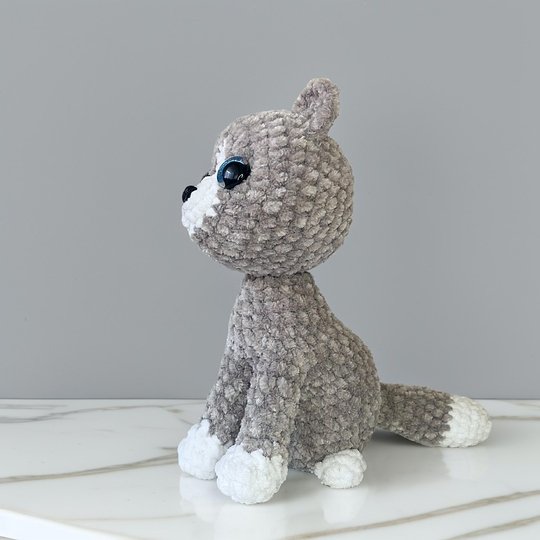 Plush Cat –  Calico, Siamese or Ginger. Crochet Pattern
