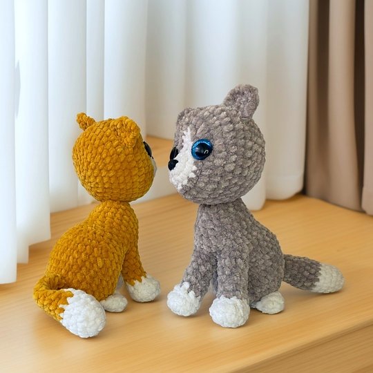 Plush Cat –  Calico, Siamese or Ginger. Crochet Pattern