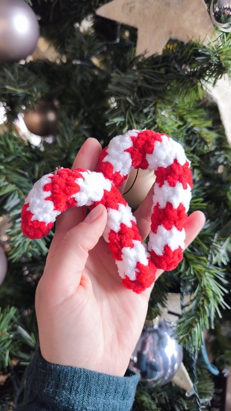 Candy Cane / Zuckerstange häkeln – Weihnachts-Freebie (ohne Draht) - Bild 6
