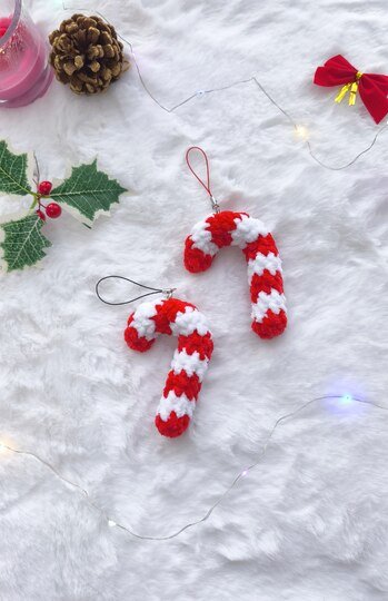 Candy Cane / Zuckerstange häkeln – Weihnachts-Freebie (ohne Draht)