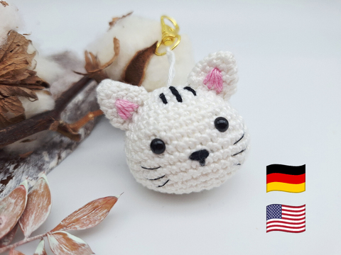 Cat keychain - Crochet pattern, english