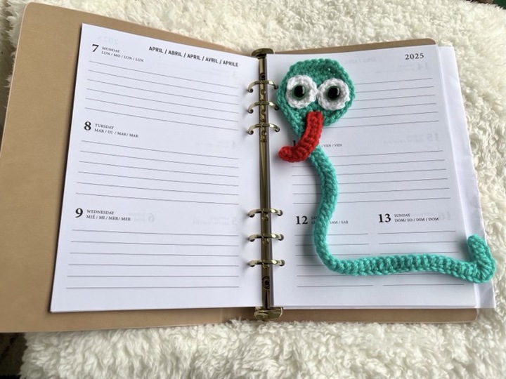 Häkelanleitung Lesezeichen Schlange