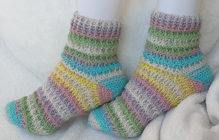 Anleitung gehäkelte Socken Minneapolis mit Bumerangferse in allen Größen