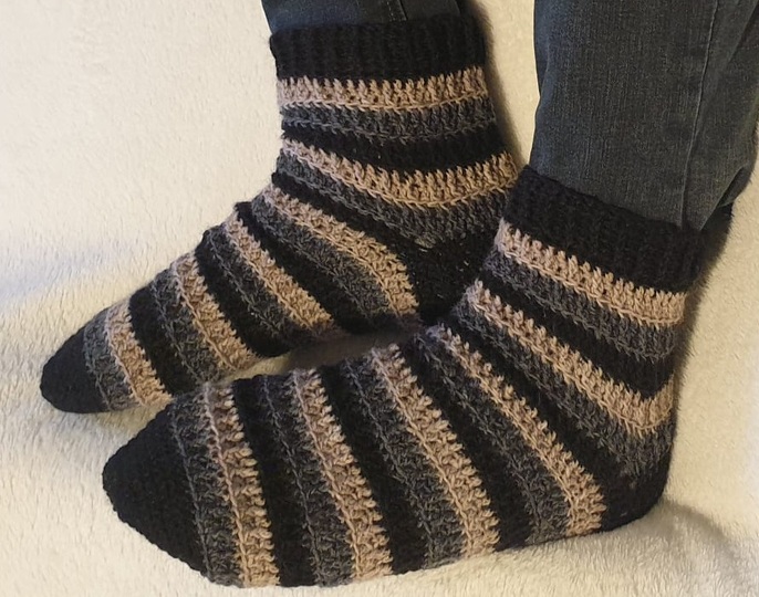 Anleitung gehäkelte Socken Minneapolis mit Bumerangferse in allen Größen