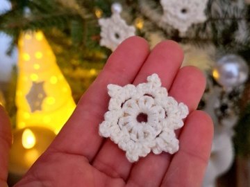 Kleine Weihnachtssternchen - Häkelanleitung