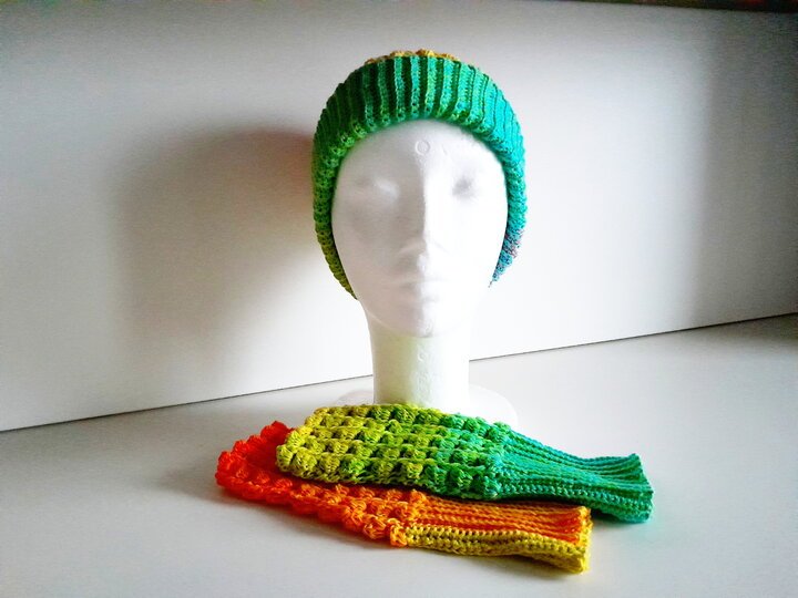 Winterset "Kunterbunt" Schal, Beanie und Handstulpen Häkelanleitung