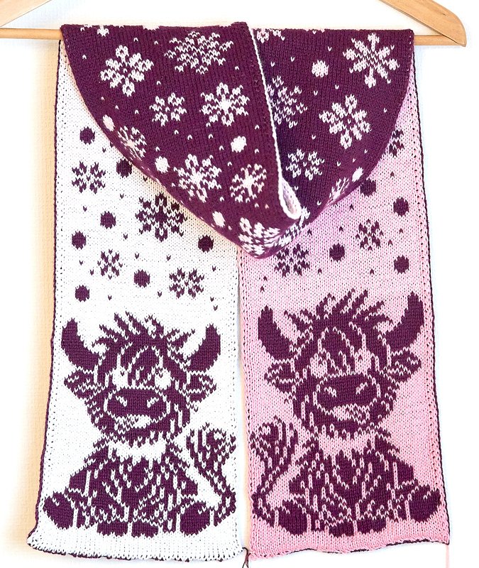 Knitting pattern children's scarf "Sweetie tooth loves snow" Highland Cow - Image 2