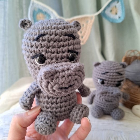 Crochet pattern hippo