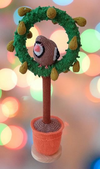 TeaCosyFolk's Partridge in a Pear Tree Table Decoration Knitting Pattern
