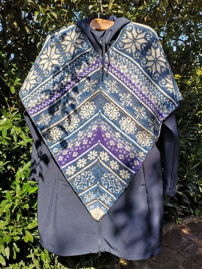 Poncho Inke - Doubleface gestrickt