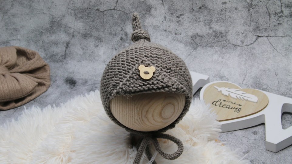 Strickanleitung Baby Mütze gestrickt mit Knoten No. 003