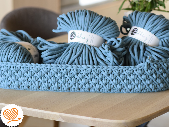 + FERIA + Crochet Moses basket with roof in all sizes with wooden base