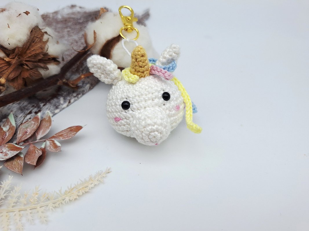 Einhorn-Schlüsselanhänger - Häkelanleitung, deutsch