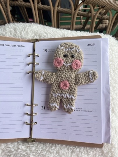 Häkelanleitung Lebkuchenmännchen Lesezeichen