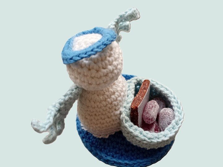 Engel mit Schale zum Befüllen mit Nüssen, Rosinen, Süßigkeiten, häkeln