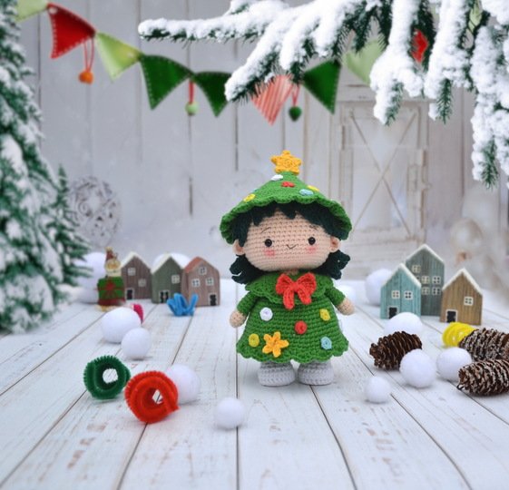 Crochet pattern Lumi the tiny Christmas doll