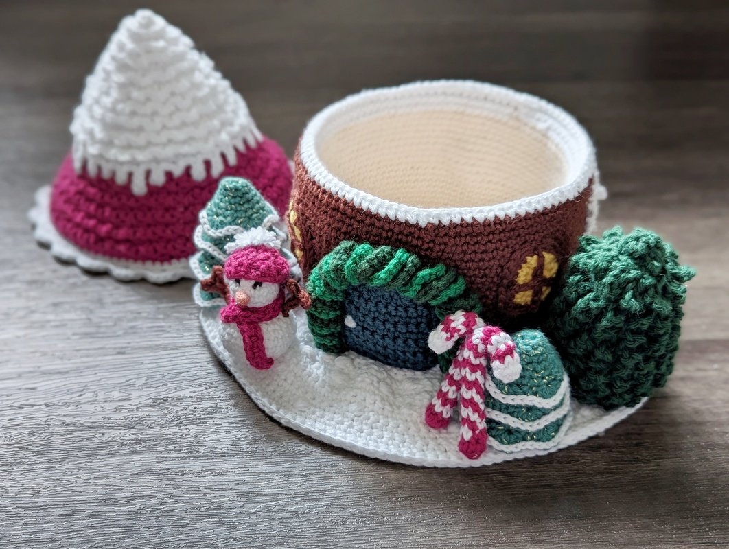 Christmas Cottage - Crochet Pattern Set (in ENG, DE) - Image 7