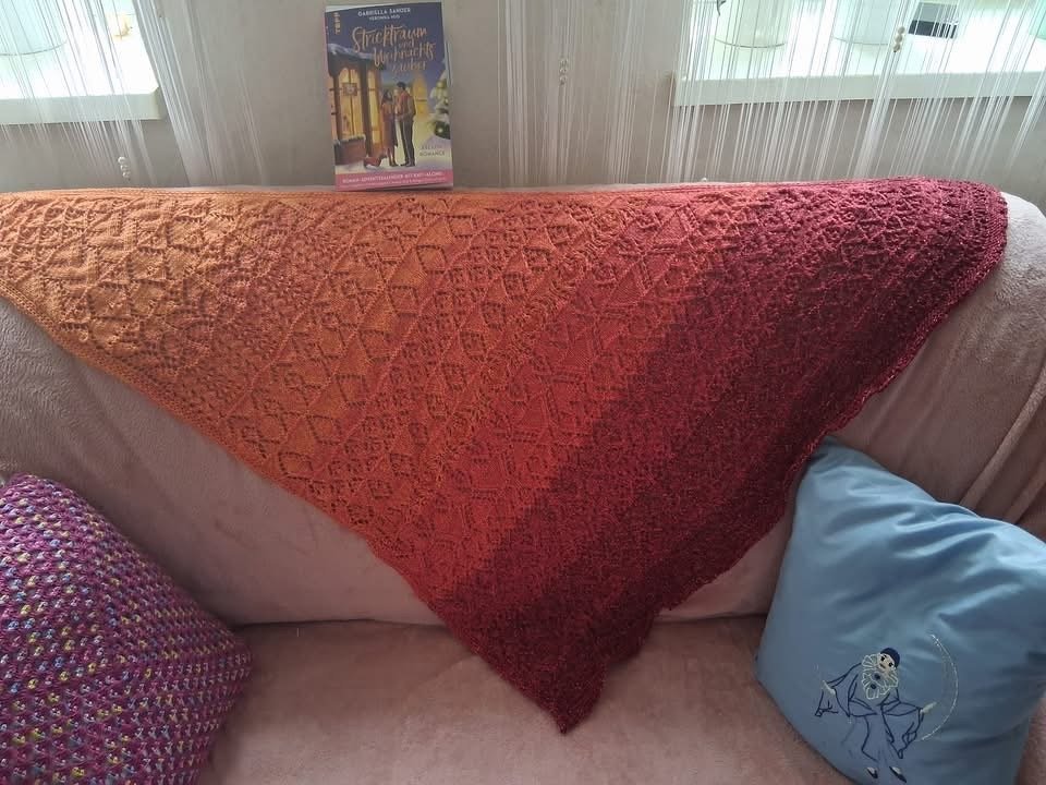 Stricktraum-Tuch 2025 - Bild 12