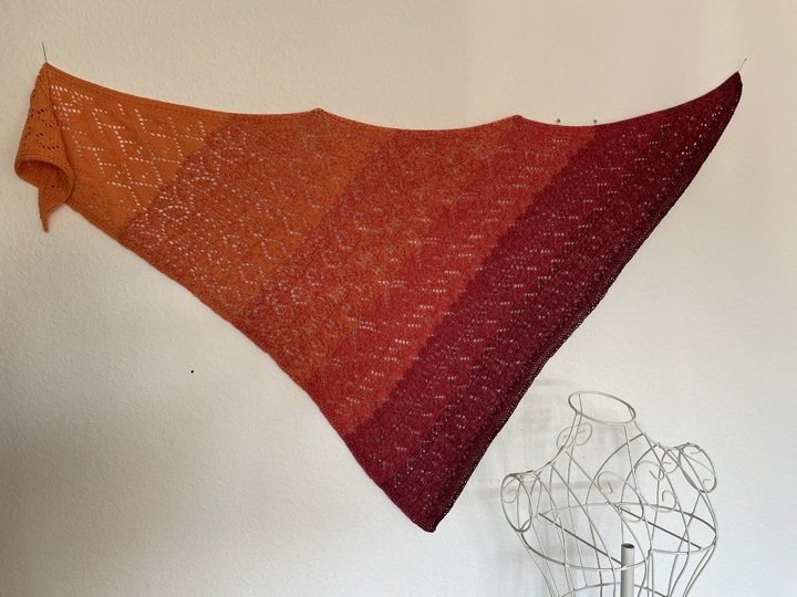 Stricktraum-Tuch 2025