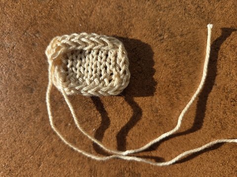 Rundumlaufender I-Cord, Strickanleitung