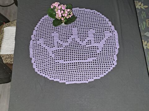 Tischläufer Deckchen rund Krone häkeln