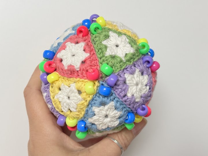 Fidget Stressball Ikosaeder, Ball Perlen häkeln, Fidget Spielzeug Amigurumi