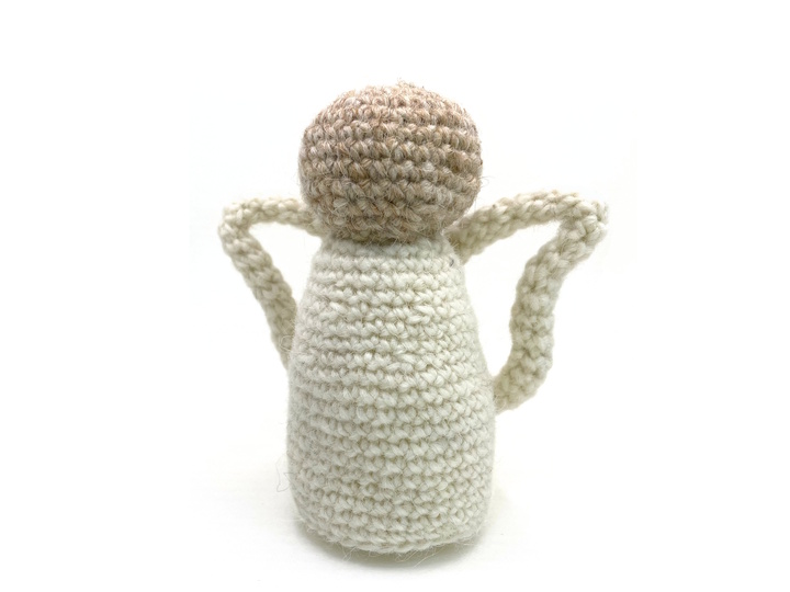 Crochet pattern - decorative Christmas angel with adjustable wings